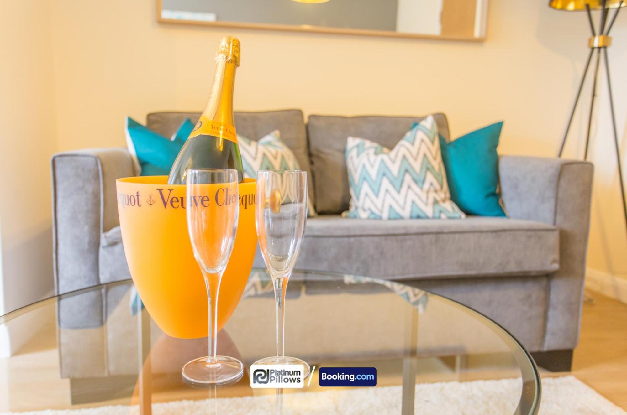 Modern Oxford 2 Bedroom Apartments, Near Headington Hospital, Families & Contractor Accommodation With Parking Luaran gambar