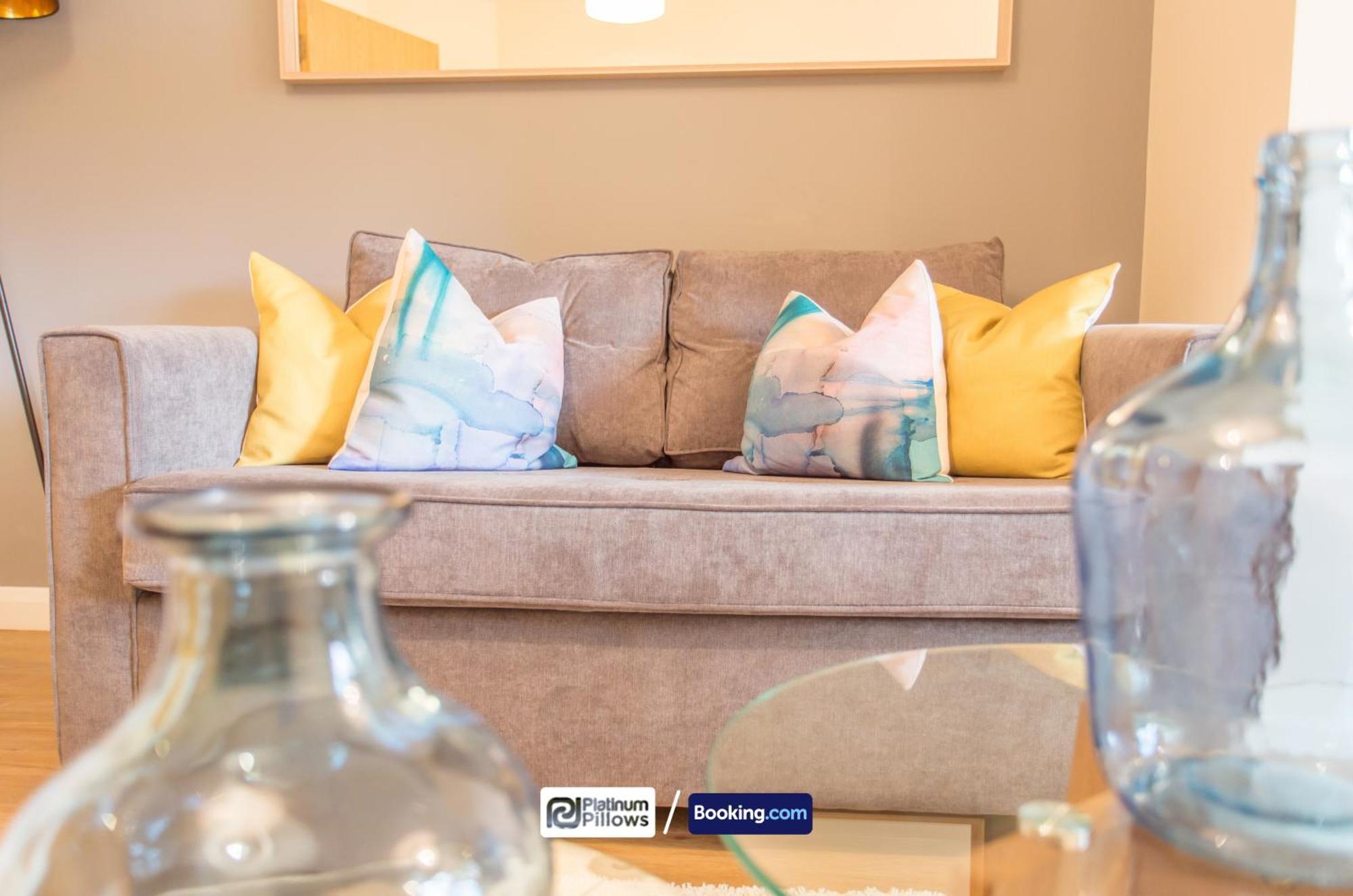Modern Oxford 2 Bedroom Apartments, Near Headington Hospital, Families & Contractor Accommodation With Parking Luaran gambar