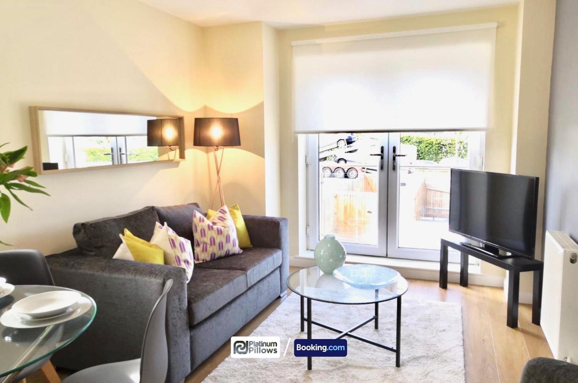 Modern Oxford 2 Bedroom Apartments, Near Headington Hospital, Families & Contractor Accommodation With Parking Luaran gambar