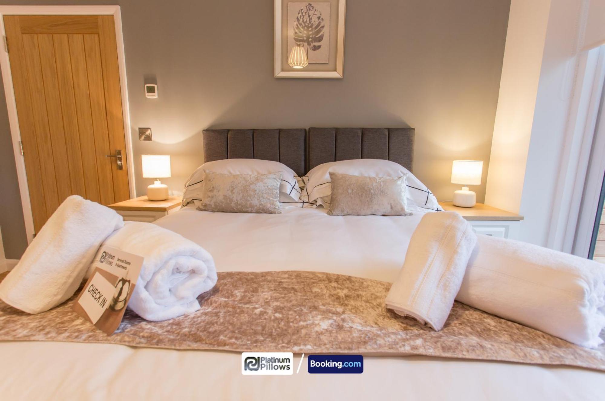 Modern Oxford 2 Bedroom Apartments, Near Headington Hospital, Families & Contractor Accommodation With Parking Luaran gambar