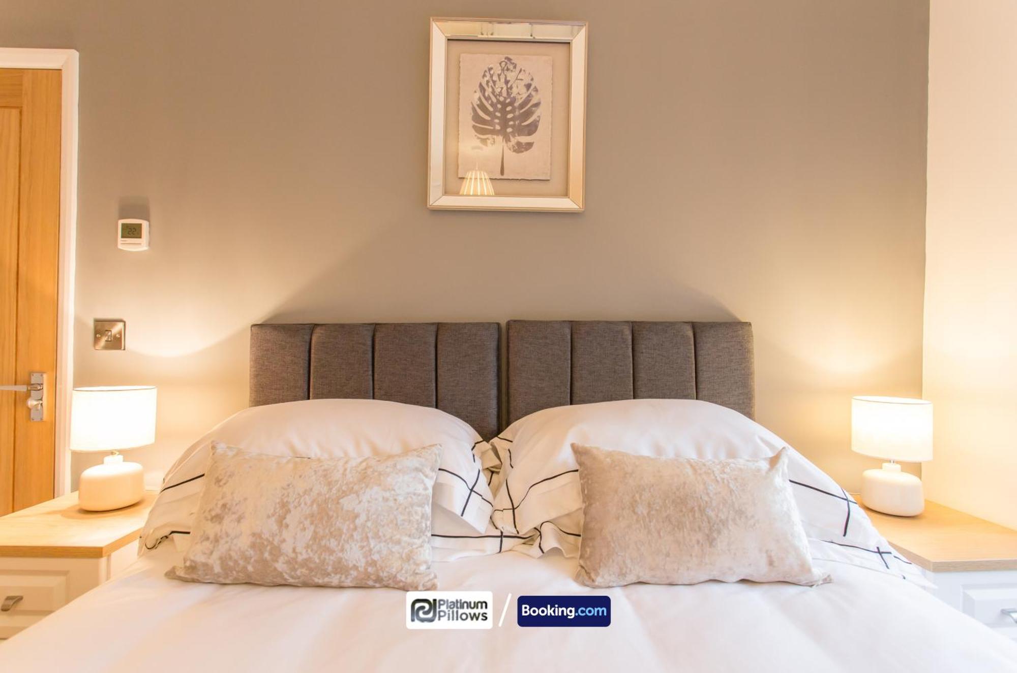 Modern Oxford 2 Bedroom Apartments, Near Headington Hospital, Families & Contractor Accommodation With Parking Luaran gambar