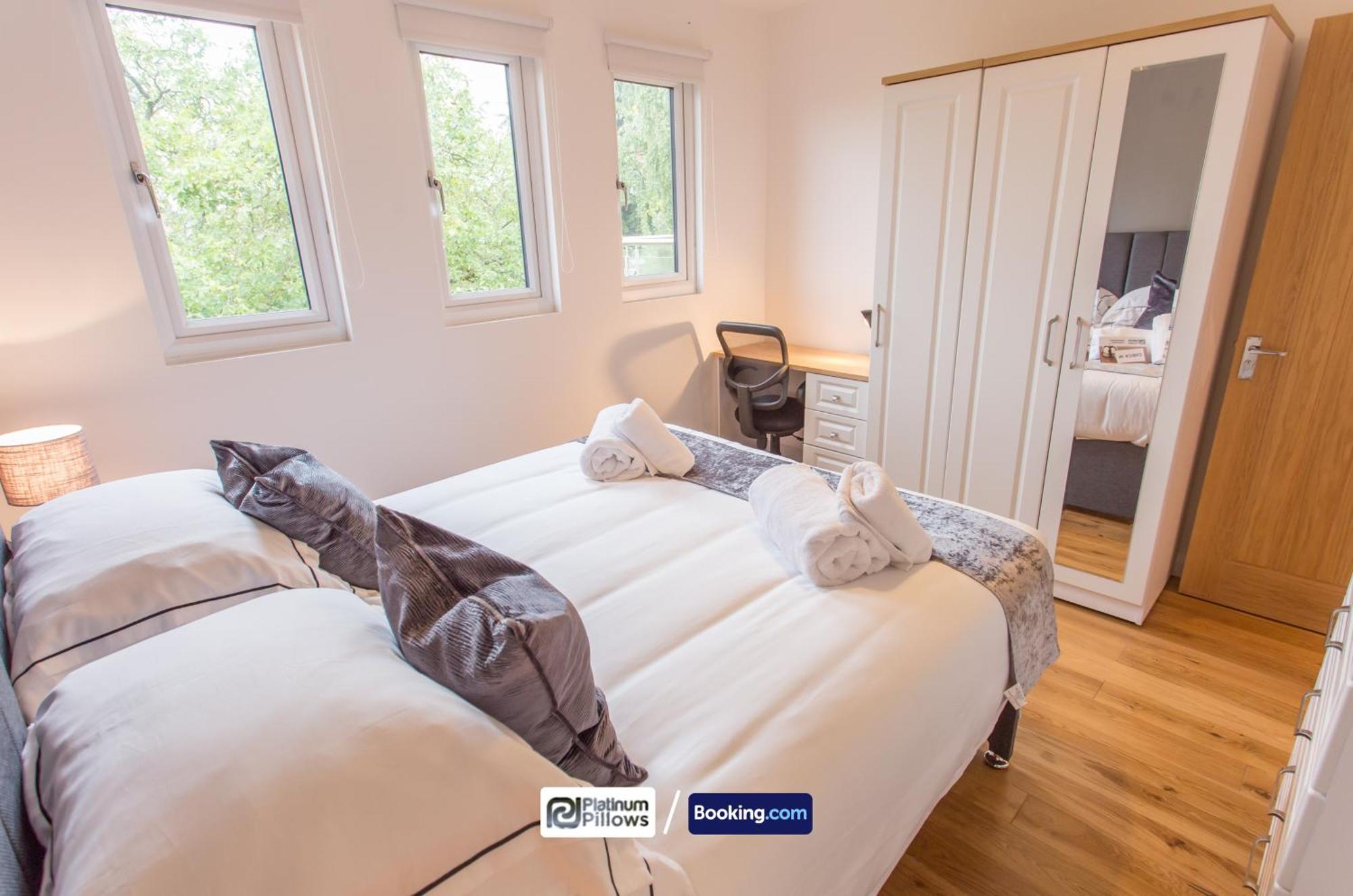 Modern Oxford 2 Bedroom Apartments, Near Headington Hospital, Families & Contractor Accommodation With Parking Luaran gambar