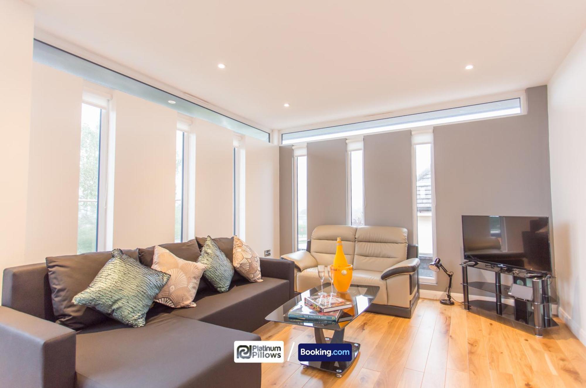 Modern Oxford 2 Bedroom Apartments, Near Headington Hospital, Families & Contractor Accommodation With Parking Luaran gambar