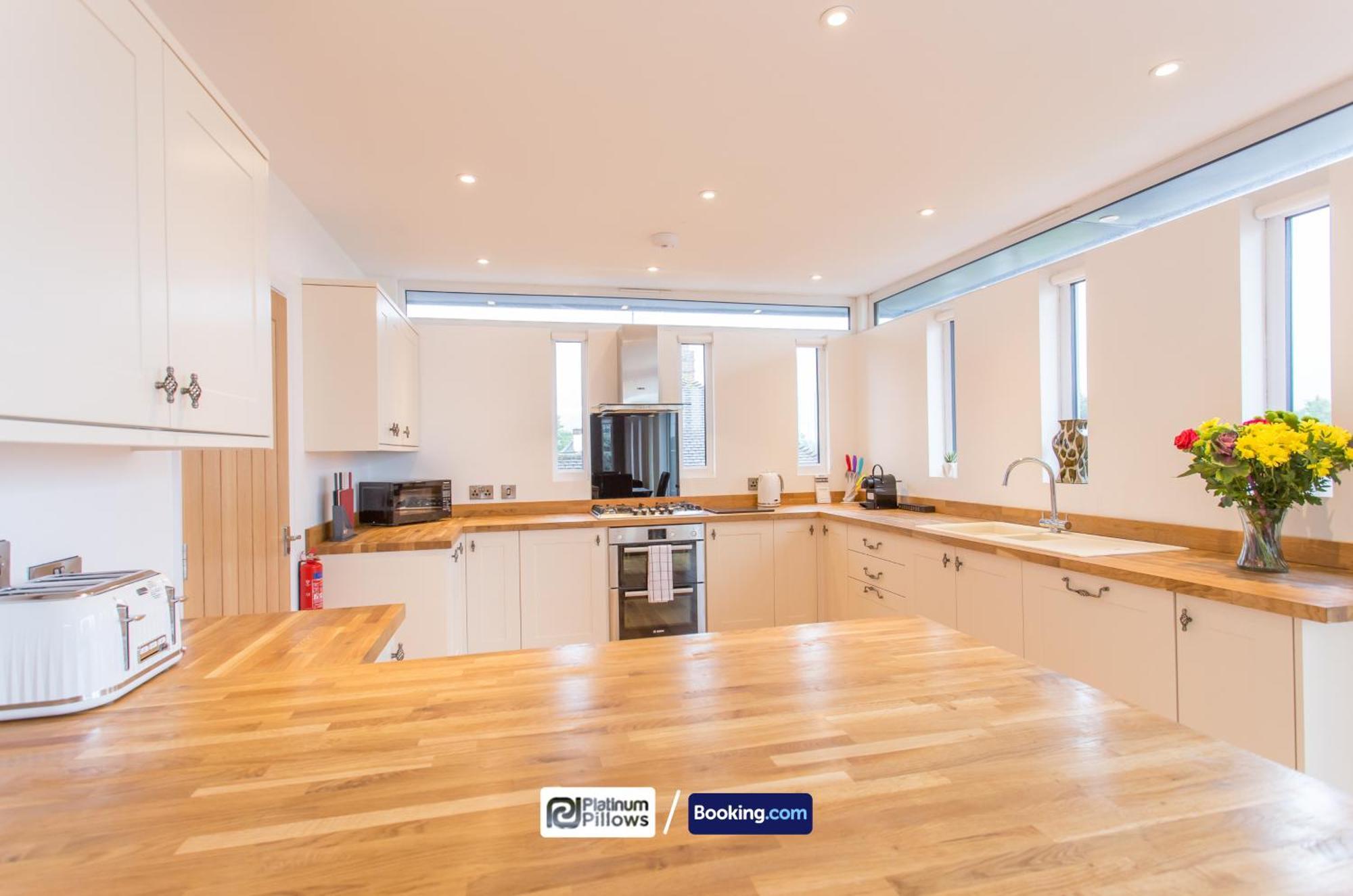 Modern Oxford 2 Bedroom Apartments, Near Headington Hospital, Families & Contractor Accommodation With Parking Luaran gambar